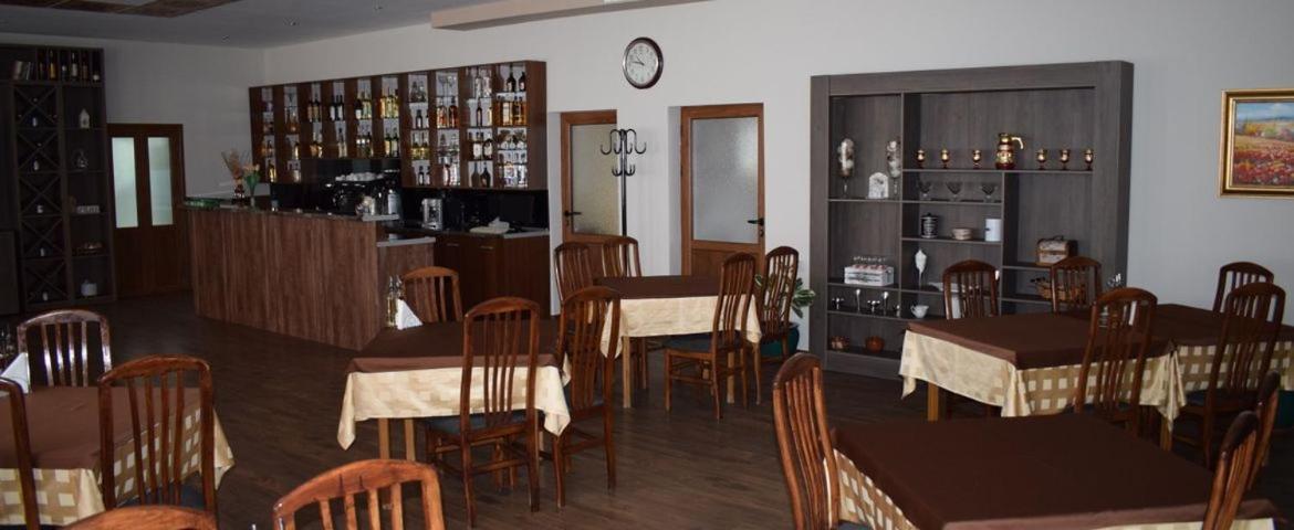 Балнеохотел Роза Strelcha Esterno foto