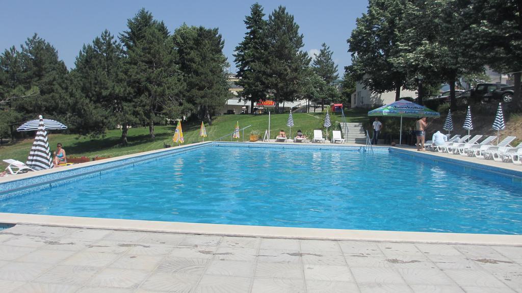 Балнеохотел Роза Strelcha Esterno foto