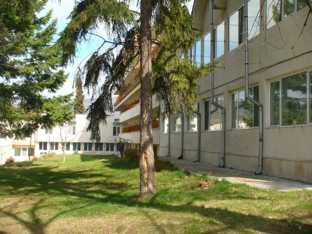 Балнеохотел Роза Strelcha Esterno foto