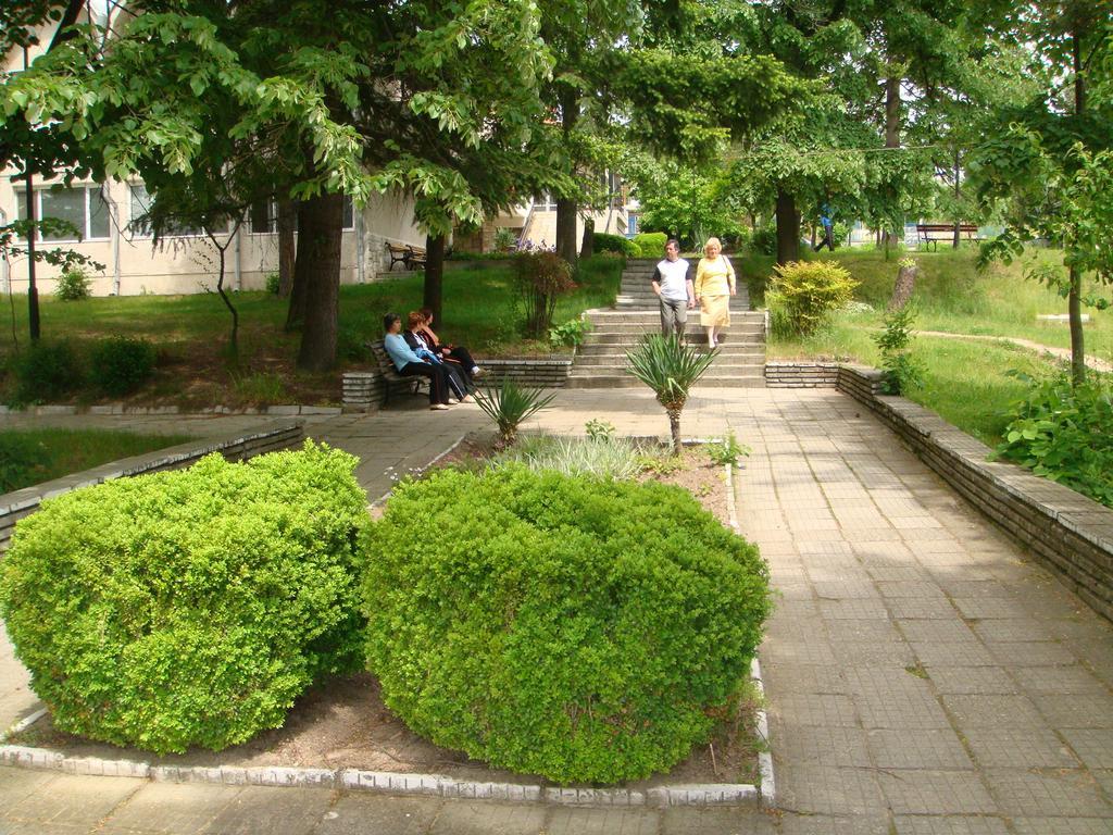 Балнеохотел Роза Strelcha Esterno foto