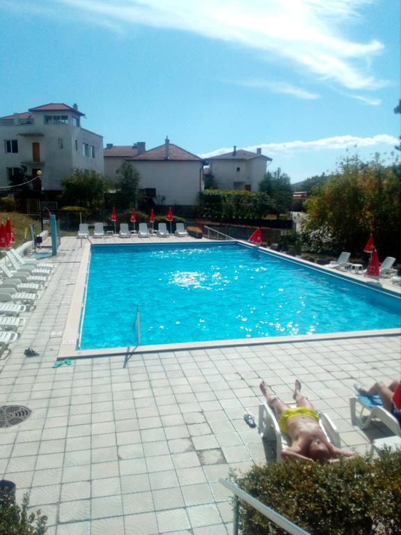 Балнеохотел Роза Strelcha Esterno foto